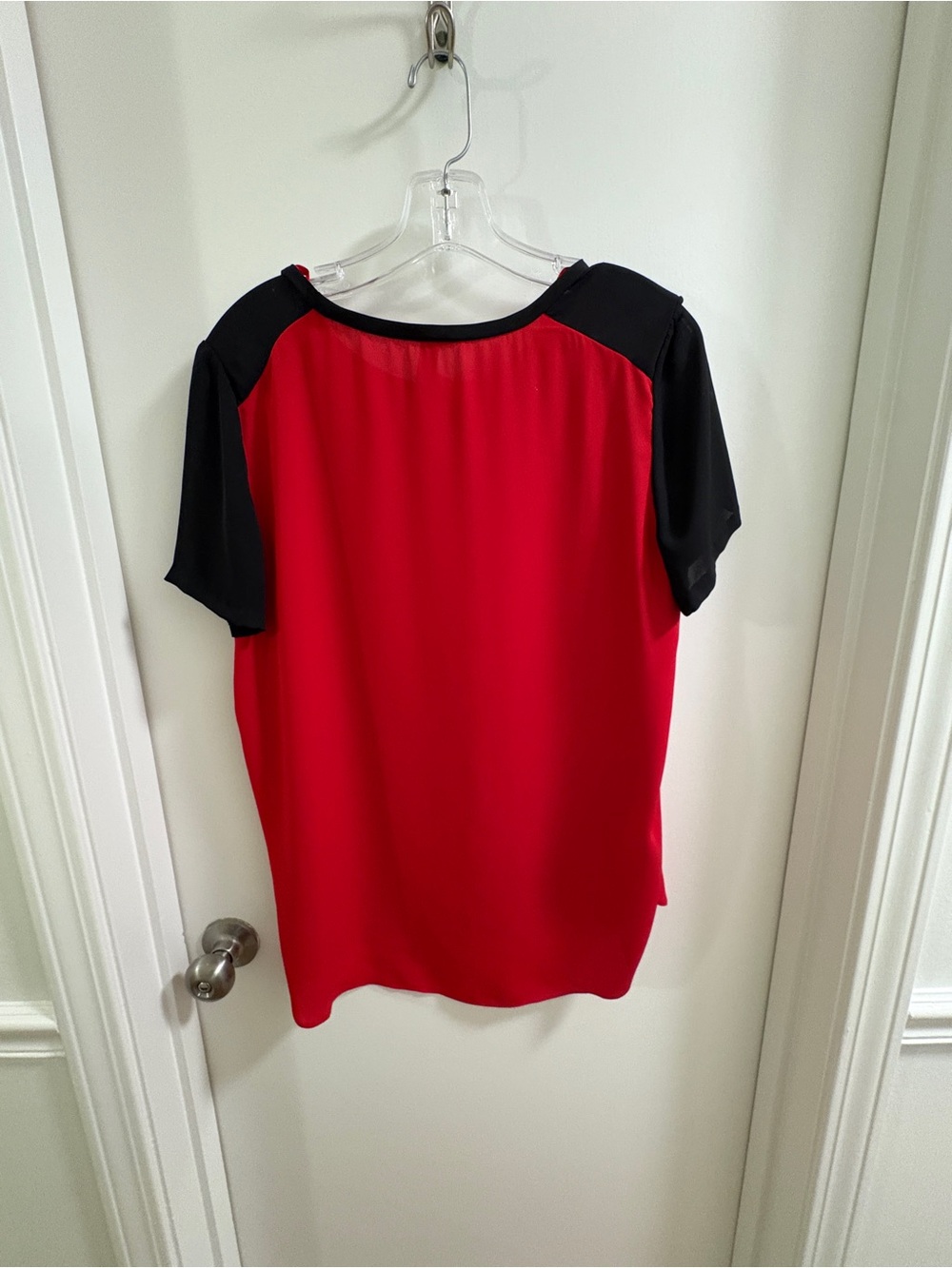 Aqua Red and Black Short Sleeve Contrast Top - Picture 3 of 7